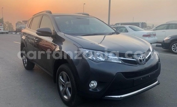 Nunua Ilio tumika Toyota RAV4 Nyeusi Gari ndani ya Dar es Salaam nchini Dar es Salaam Nunua Ilio tumika Toyota RAV4 Nyeusi Gari ndani ya Dar es Salaam nchini Dar es Salaam