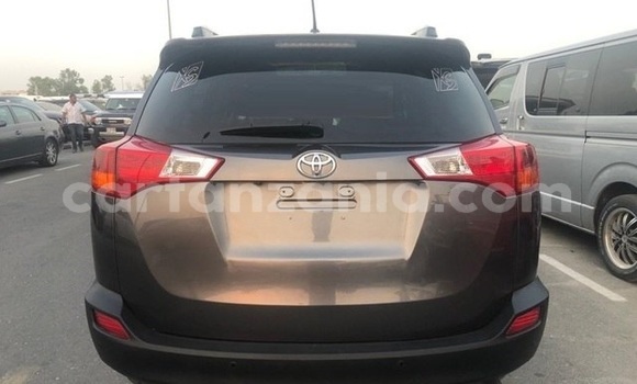 Nunua Ilio tumika Toyota RAV4 Nyeusi Gari ndani ya Dar es Salaam nchini Dar es Salaam Nunua Ilio tumika Toyota RAV4 Nyeusi Gari ndani ya Dar es Salaam nchini Dar es Salaam