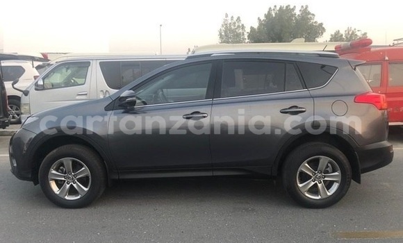 Nunua Ilio tumika Toyota RAV4 Nyeusi Gari ndani ya Dar es Salaam nchini Dar es Salaam Nunua Ilio tumika Toyota RAV4 Nyeusi Gari ndani ya Dar es Salaam nchini Dar es Salaam