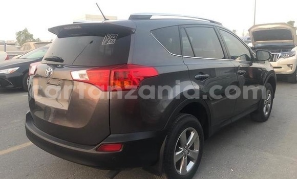 Nunua Ilio tumika Toyota RAV4 Nyeusi Gari ndani ya Dar es Salaam nchini Dar es Salaam Nunua Ilio tumika Toyota RAV4 Nyeusi Gari ndani ya Dar es Salaam nchini Dar es Salaam