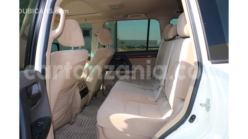 Big with watermark toyota land cruiser arusha import dubai 7533