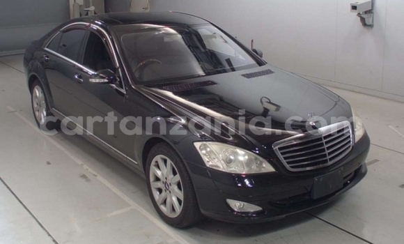 Nunua Ilio tumika Mercedes‒Benz S–Class Nyeusi Gari ndani ya Chemba nchini Dodoma Nunua Ilio tumika Mercedes‒Benz S–Class Nyeusi Gari ndani ya Chemba nchini Dodoma