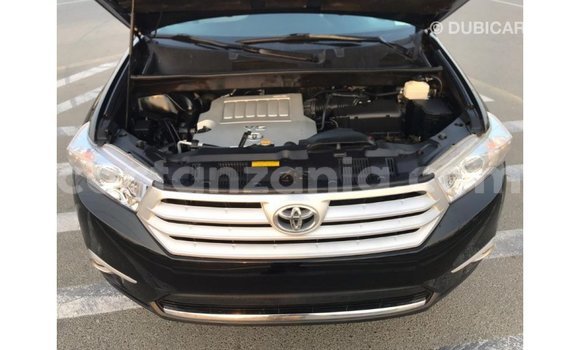 Buy Import Toyota Highlander Black Car in Import - Dubai in Arusha Buy Import Toyota Highlander Black Car in Import - Dubai in Arusha