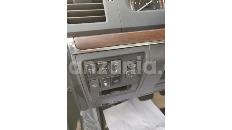 Big with watermark toyota land cruiser arusha import dubai 7563