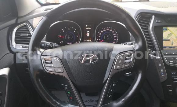 Nunua Ilio tumika Hyundai Santa Fe Nyeusi Gari ndani ya Dar es Salaam nchini Dar es Salaam Nunua Ilio tumika Hyundai Santa Fe Nyeusi Gari ndani ya Dar es Salaam nchini Dar es Salaam
