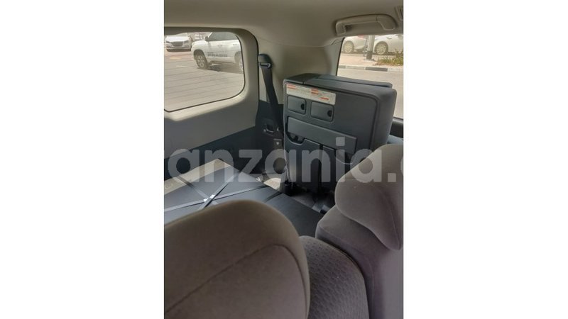 Big with watermark toyota land cruiser arusha import dubai 7570