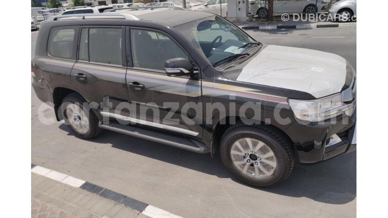 Big with watermark toyota land cruiser arusha import dubai 7570