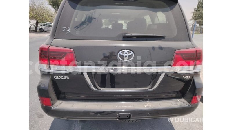 Big with watermark toyota land cruiser arusha import dubai 7570