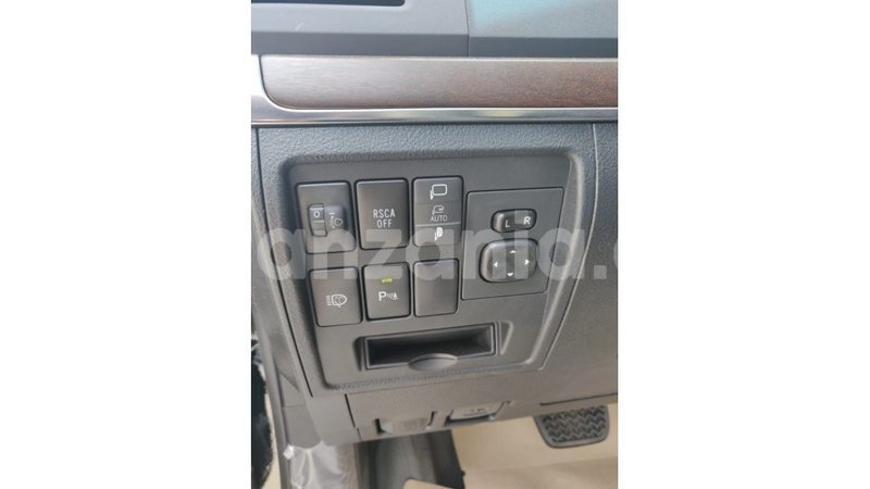 Big with watermark toyota land cruiser arusha import dubai 7570