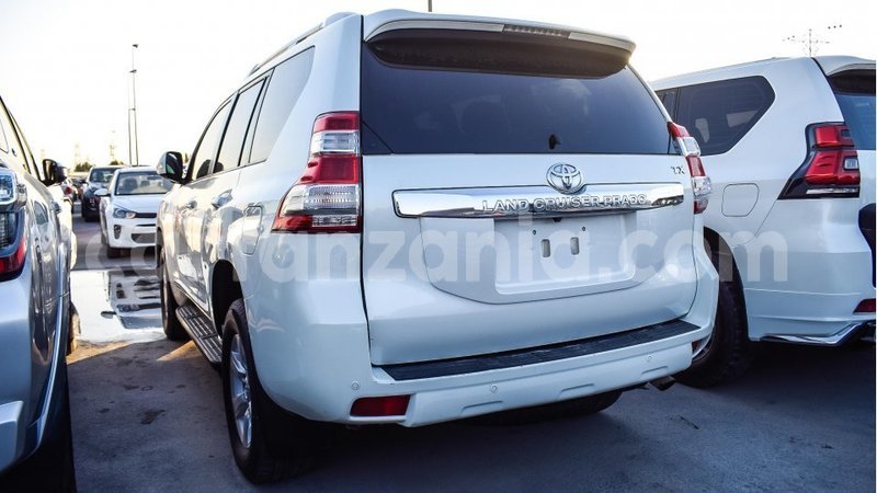 Big with watermark toyota prado arusha import dubai 7575