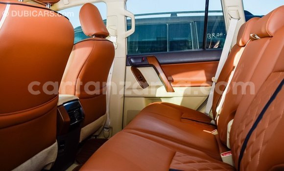 Nunua Imported Toyota Prado Nyeupe Gari ndani ya Import - Dubai nchini Arusha Nunua Imported Toyota Prado Nyeupe Gari ndani ya Import - Dubai nchini Arusha