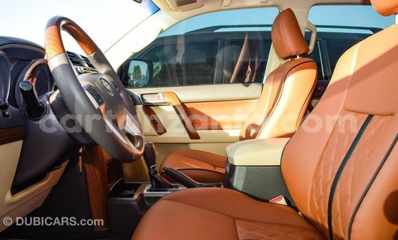 Nunua Imported Toyota Prado Nyeupe Gari ndani ya Import - Dubai nchini Arusha Nunua Imported Toyota Prado Nyeupe Gari ndani ya Import - Dubai nchini Arusha