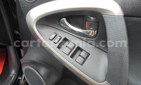 Nunua Ilio tumika Toyota RAV4 Nyingine Gari ndani ya Arusha nchini Arusha Nunua Ilio tumika Toyota RAV4 Nyingine Gari ndani ya Arusha nchini Arusha