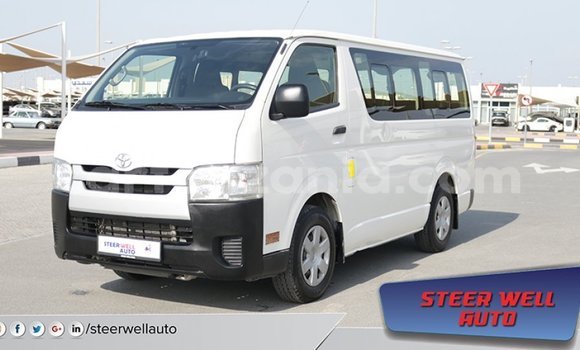 Buy Import Toyota Hiace White Car in Import - Dubai in Arusha Buy Import Toyota Hiace White Car in Import - Dubai in Arusha