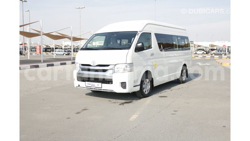 Big with watermark toyota hiace arusha import dubai 7601