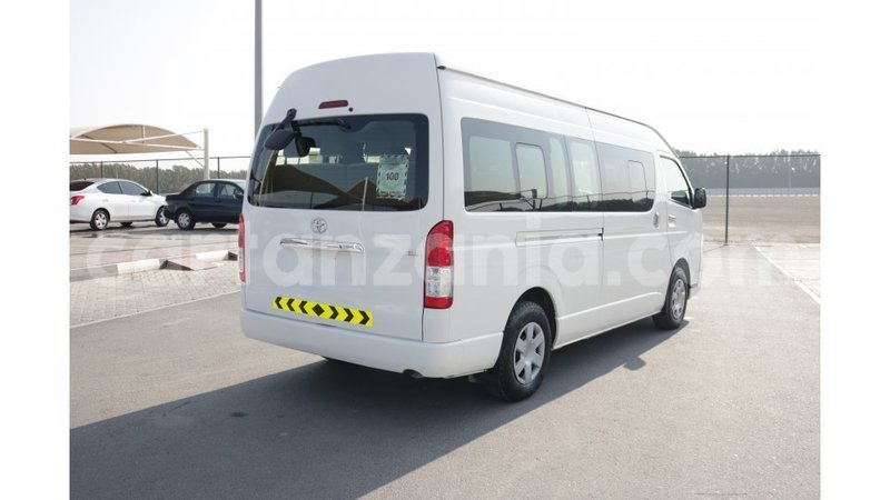 Big with watermark toyota hiace arusha import dubai 7601