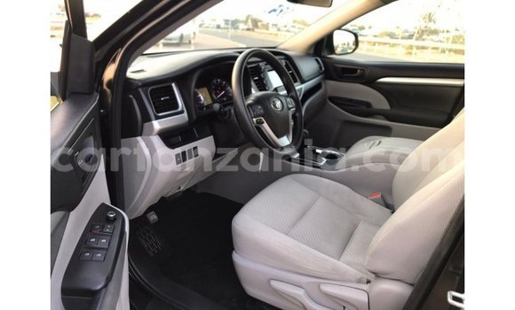 Buy Import Toyota Highlander Black Car in Import - Dubai in Arusha Buy Import Toyota Highlander Black Car in Import - Dubai in Arusha