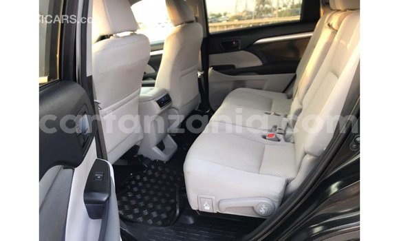Buy Import Toyota Highlander Black Car in Import - Dubai in Arusha Buy Import Toyota Highlander Black Car in Import - Dubai in Arusha