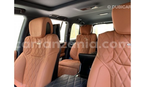 Nunua Imported Lexus LX Bluu Gari ndani ya Import - Dubai nchini Arusha Nunua Imported Lexus LX Bluu Gari ndani ya Import - Dubai nchini Arusha