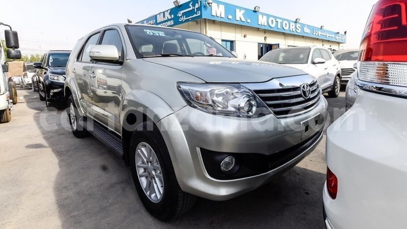 Big with watermark toyota fortuner arusha import dubai 7617