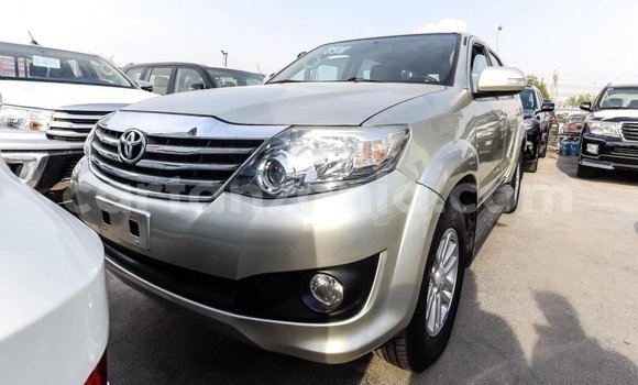 Buy Import Toyota Fortuner Other Car in Import - Dubai in Arusha Buy Import Toyota Fortuner Other Car in Import - Dubai in Arusha