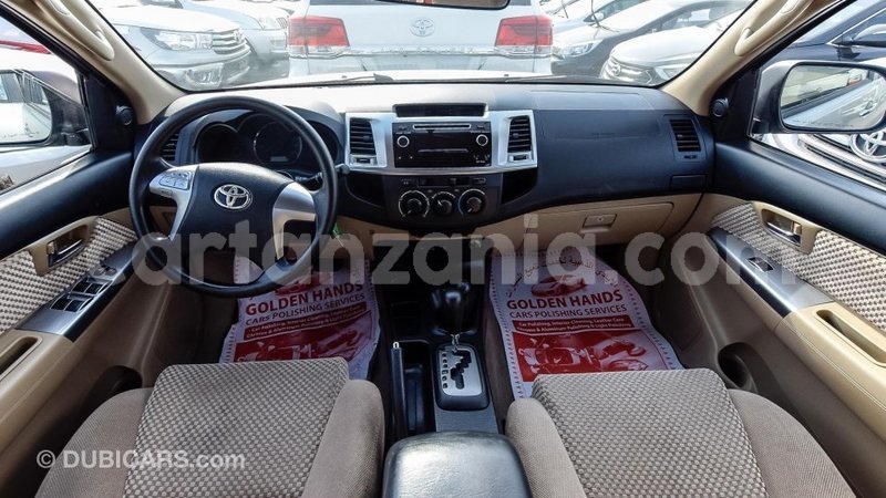 Big with watermark toyota fortuner arusha import dubai 7617