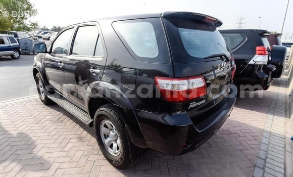Buy Import Toyota Fortuner Black Car in Import - Dubai in Arusha Buy Import Toyota Fortuner Black Car in Import - Dubai in Arusha