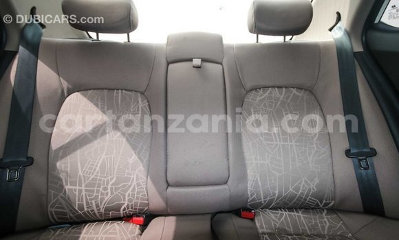 Buy Import Hyundai i10 White Car in Import - Dubai in Arusha Buy Import Hyundai i10 White Car in Import - Dubai in Arusha