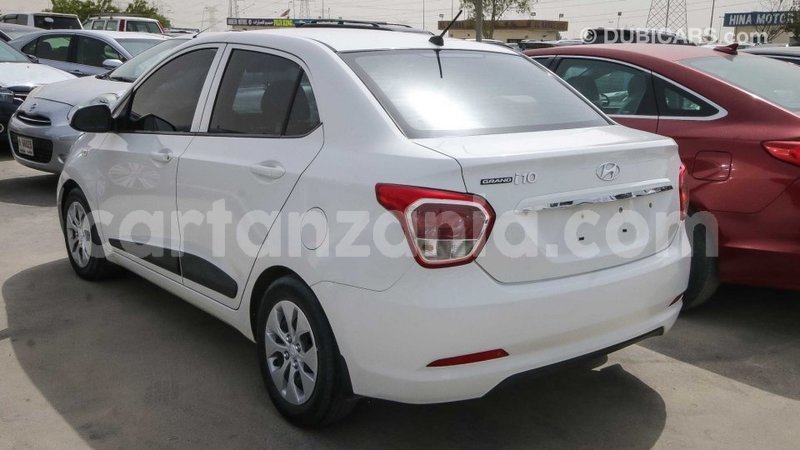 Big with watermark hyundai i10 arusha import dubai 7623