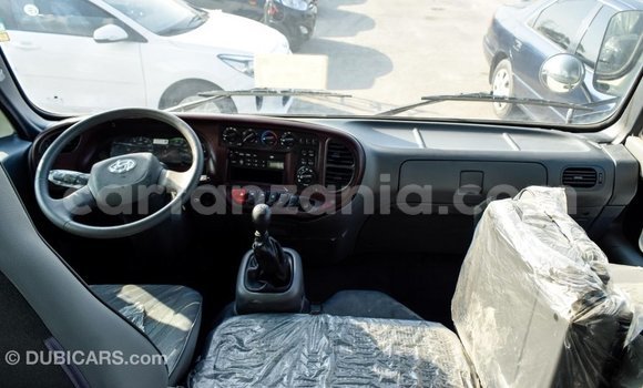 Buy Import Hyundai Accent Beige Car in Import - Dubai in Arusha Buy Import Hyundai Accent Beige Car in Import - Dubai in Arusha