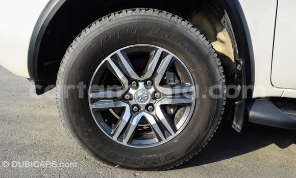 Buy Import Toyota Fortuner White Car in Import - Dubai in Arusha Buy Import Toyota Fortuner White Car in Import - Dubai in Arusha