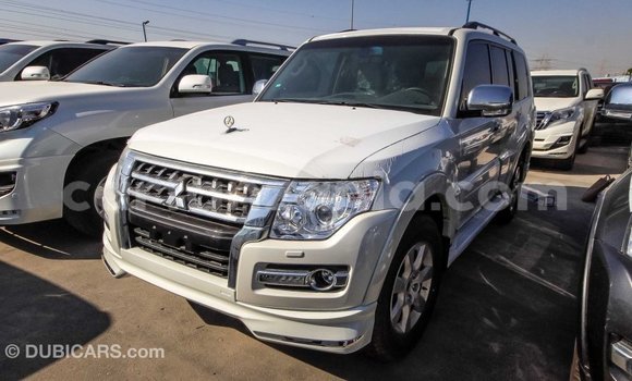 Buy Import Mitsubishi Pajero White Car in Import - Dubai in Arusha Buy Import Mitsubishi Pajero White Car in Import - Dubai in Arusha