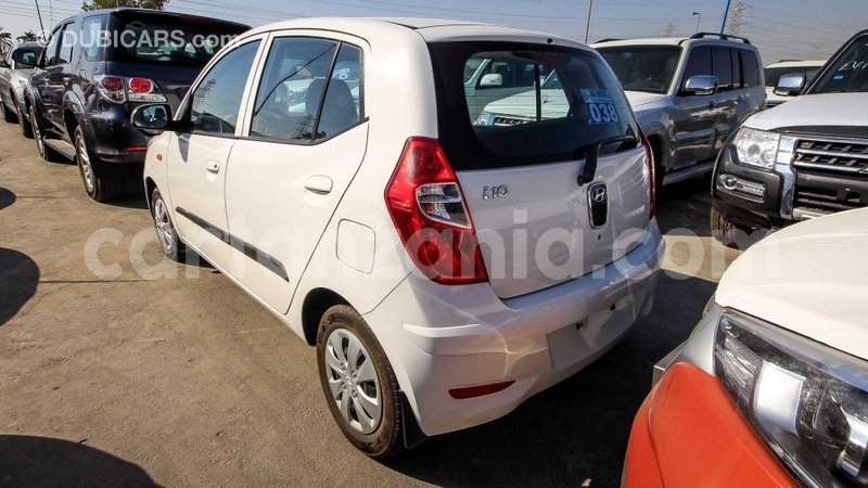 Big with watermark hyundai i10 arusha import dubai 7641