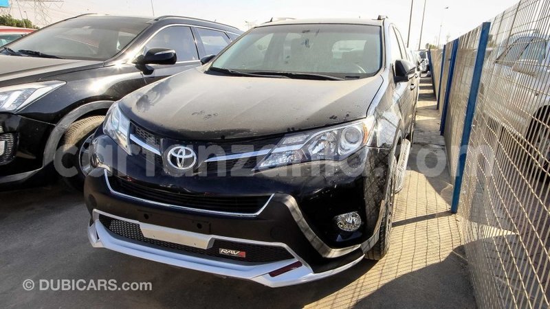 Big with watermark toyota ade arusha import dubai 7643