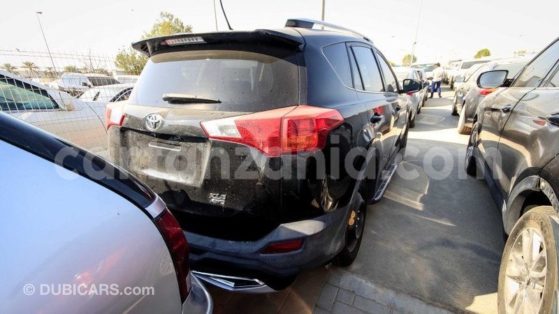 Big with watermark toyota ade arusha import dubai 7643