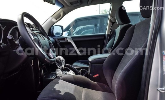 Buy Import Toyota Prado Other Car in Import - Dubai in Arusha Buy Import Toyota Prado Other Car in Import - Dubai in Arusha