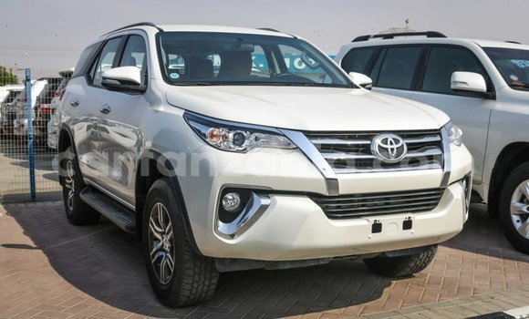 Buy Import Toyota Fortuner White Car in Import - Dubai in Arusha Buy Import Toyota Fortuner White Car in Import - Dubai in Arusha
