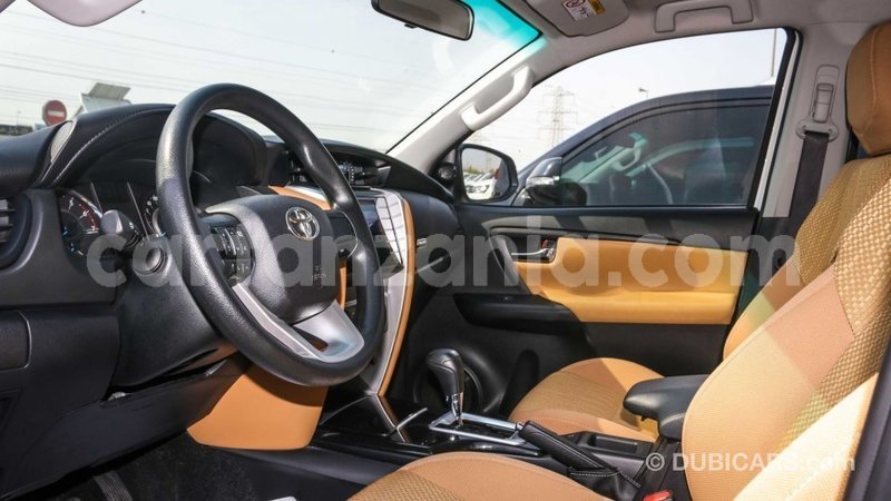 Big with watermark toyota fortuner arusha import dubai 7647