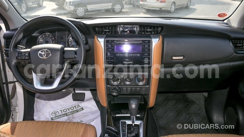 Big with watermark toyota fortuner arusha import dubai 7647