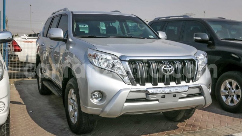 Big with watermark toyota prado arusha import dubai 7648