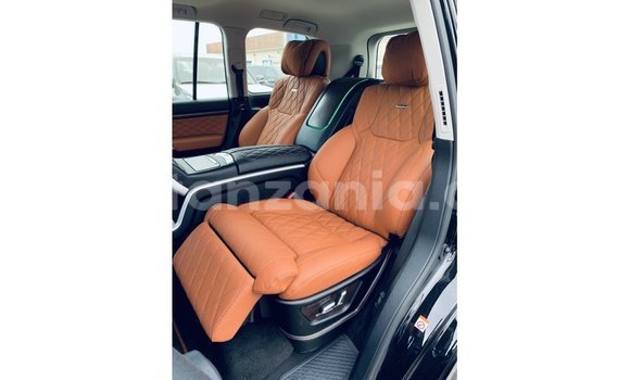 Nunua Imported Toyota Land Cruiser Nyeusi Gari ndani ya Import - Dubai nchini Arusha Nunua Imported Toyota Land Cruiser Nyeusi Gari ndani ya Import - Dubai nchini Arusha