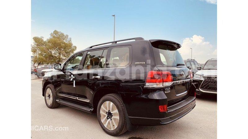 Big with watermark toyota land cruiser arusha import dubai 7652