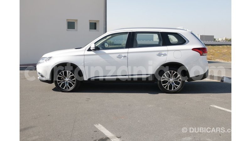 Big with watermark mitsubishi outlander arusha import dubai 7659