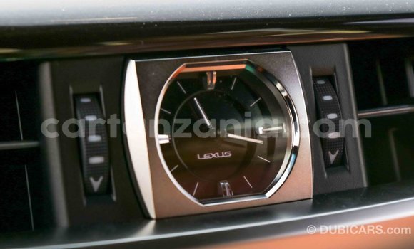 Nunua Imported Lexus LX Nyeupe Gari ndani ya Import - Dubai nchini Arusha Nunua Imported Lexus LX Nyeupe Gari ndani ya Import - Dubai nchini Arusha