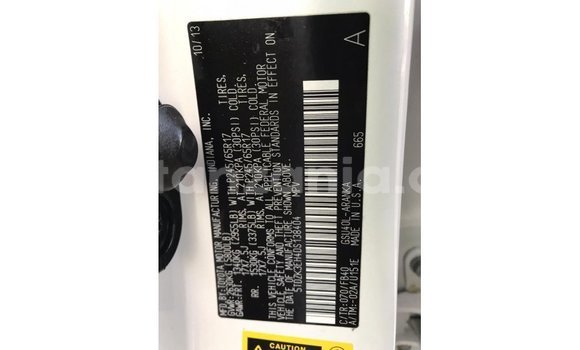 Buy Import Toyota Highlander White Car in Import - Dubai in Arusha Buy Import Toyota Highlander White Car in Import - Dubai in Arusha