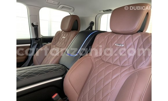 Buy Import Toyota Land Cruiser Black Car in Import - Dubai in Arusha Buy Import Toyota Land Cruiser Black Car in Import - Dubai in Arusha