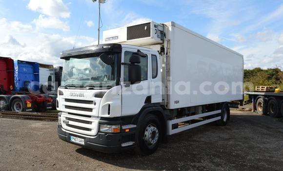 Nunua Imported DAF CF Bluu Lori ndani ya Arusha nchini Arusha Nunua Imported DAF CF Bluu Lori ndani ya Arusha nchini Arusha