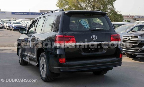 Nunua Imported Toyota Land Cruiser Nyeusi Gari ndani ya Import - Dubai nchini Arusha Nunua Imported Toyota Land Cruiser Nyeusi Gari ndani ya Import - Dubai nchini Arusha