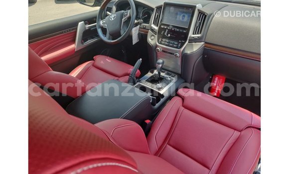 Nunua Imported Toyota Land Cruiser Nyeusi Gari ndani ya Import - Dubai nchini Arusha Nunua Imported Toyota Land Cruiser Nyeusi Gari ndani ya Import - Dubai nchini Arusha