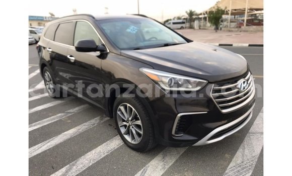 Nunua Imported Hyundai Santa Fe Nyeusi Gari ndani ya Import - Dubai nchini Arusha Nunua Imported Hyundai Santa Fe Nyeusi Gari ndani ya Import - Dubai nchini Arusha